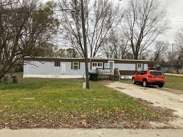 495 W 6th St, Braidwood, IL 60408