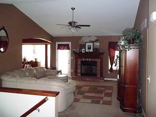 4th image of 4804 Danielle Ct