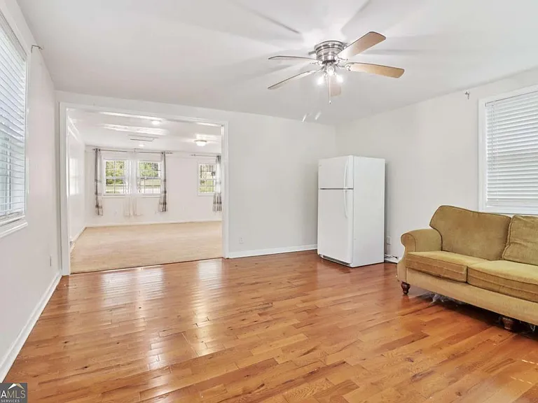 2344 Chestnut Log Pl — Photo 16