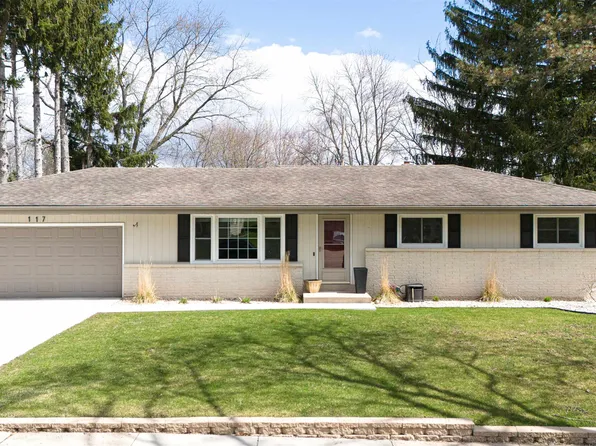 117 S Pontiac Dr, Janesville, WI 53545