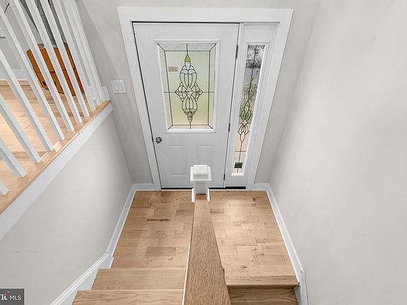 2nd image of 4612 Westridge Pl