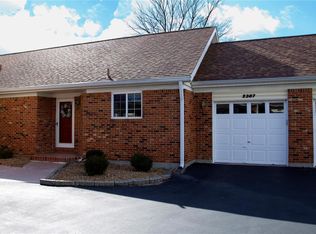 2307 Riverwood Trails Dr, Florissant, MO 63031