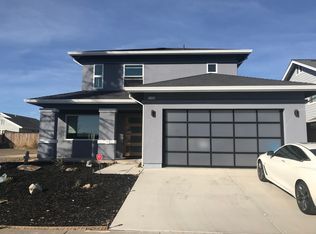 2183 Bock St, Santa Rosa, CA 95403