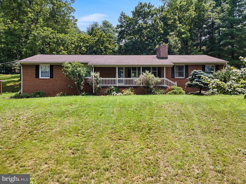 1st image of 6814 Singers Glen Rd