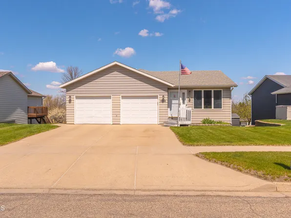 1008 21st St SE, Mandan, ND 58554