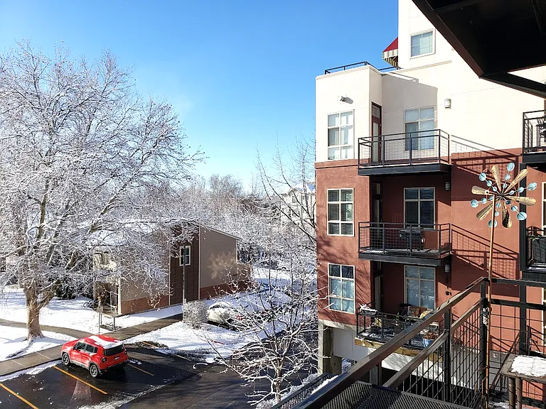412 S 13th St #317 — Photo 32