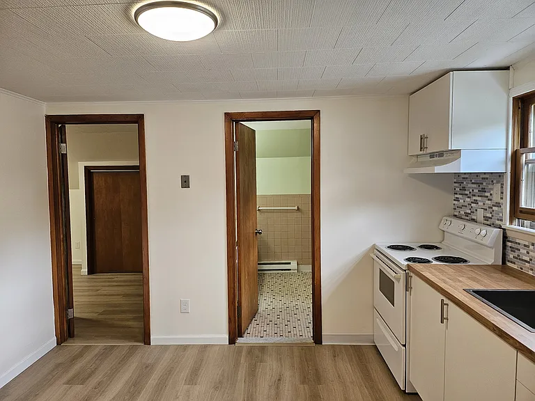 811 Washington Ave #2 — Photo 3