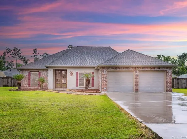 936 Wineberry Ln, Lake Charles, LA 70611