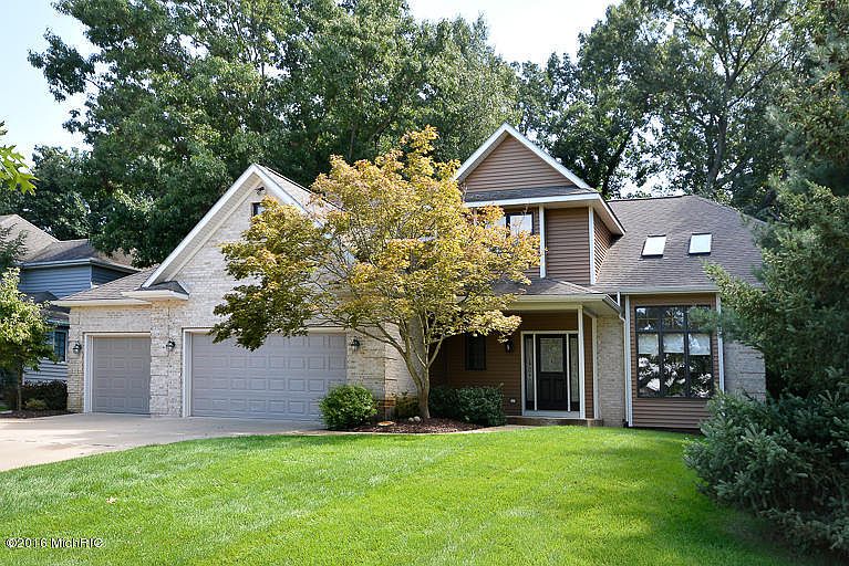 1st image of 515 Tuscany Dr