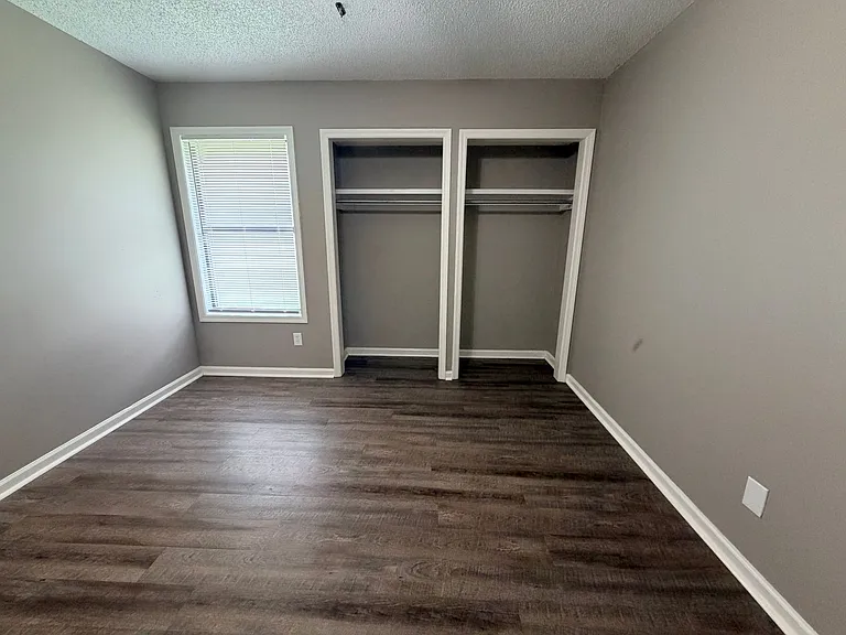 4 Lakeland Ct — Photo 11