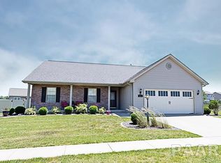 821 Jonathan St, Washington, IL 61571