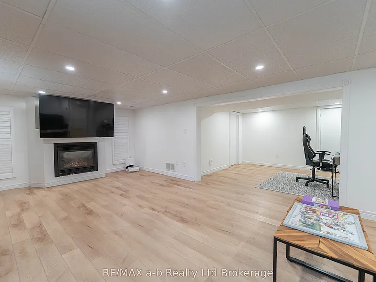 56229 Talbot Line — Photo 25