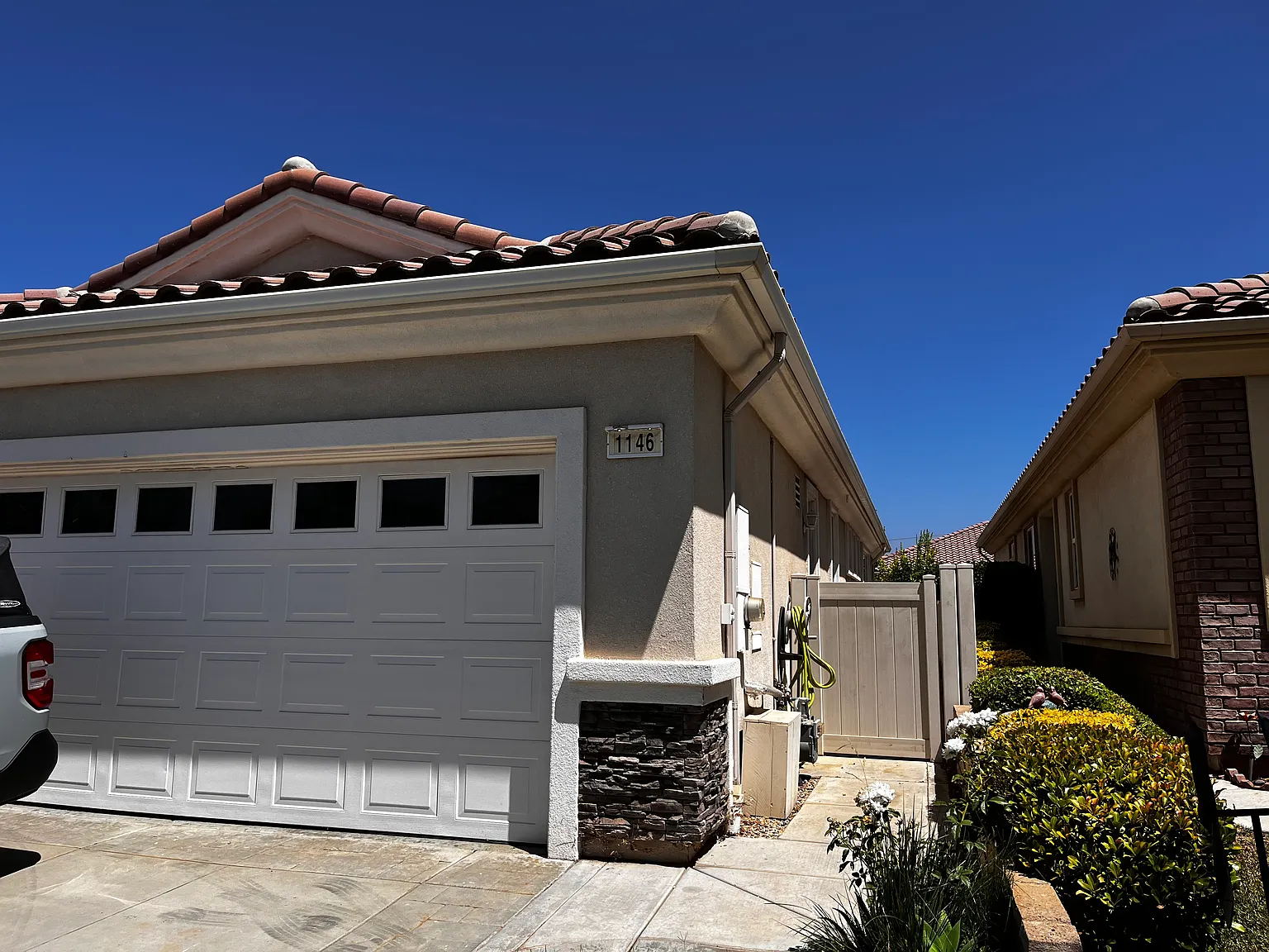 2 bed, 1392 sqft, $2,400 — Photo 1