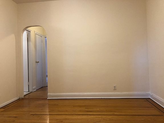 3rd image of 34-32 28th St #3