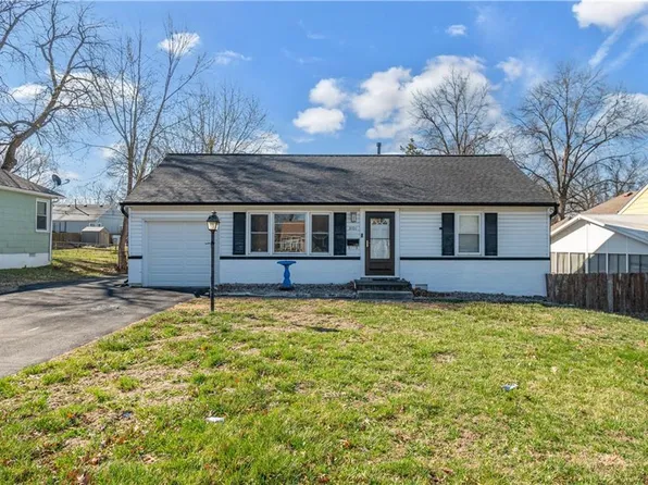 3701 NE 53rd Ter, Kansas City, MO 64119