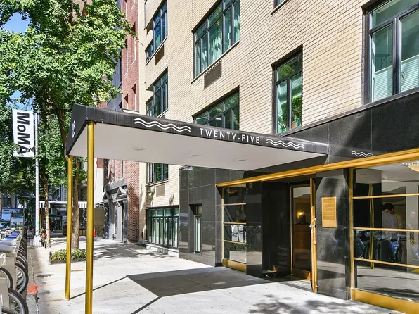 25 West 54th Street 8F image 12 of 12