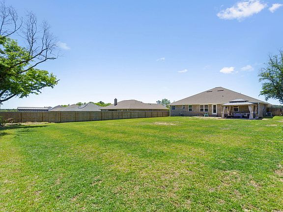 4th image of 5793 Dogwood Dr E