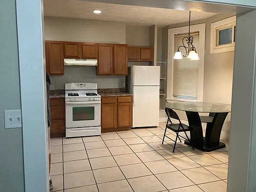 404 Grace St #1 Photo 1