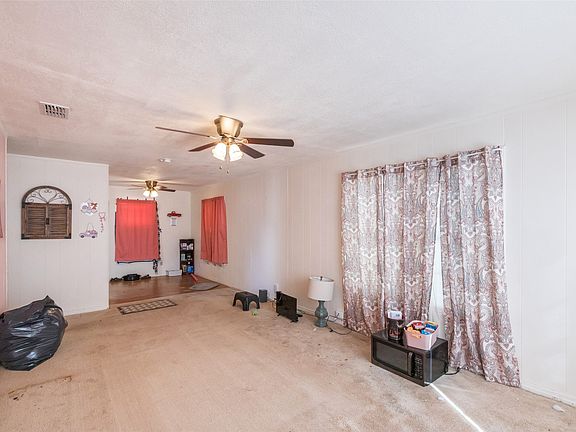 4th image of 1304 Westover Dr