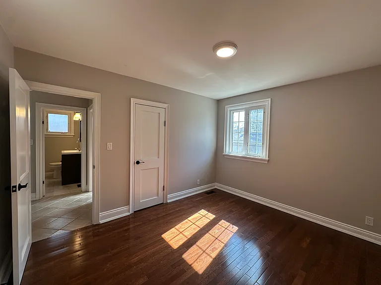 190 Highland Ave — Photo 10