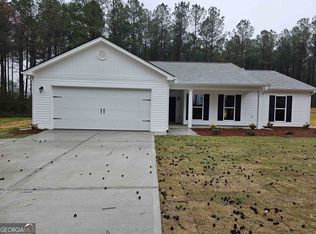 694 Walnut Dr #1, Hartwell, GA 30643