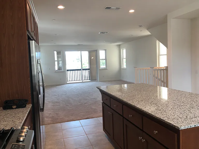 210 Ashton Way — Photo 13