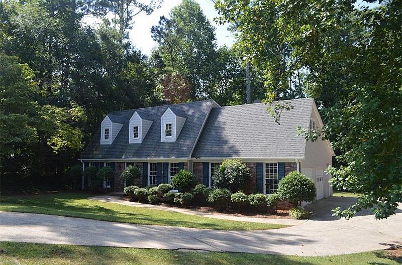 1st image of 3626 Stonehenge Way NE