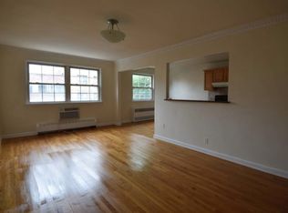 23-17 28th St #2, Astoria, NY 11105