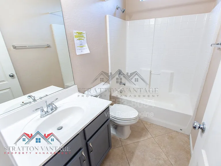 2728 E Megan St — Photo 18