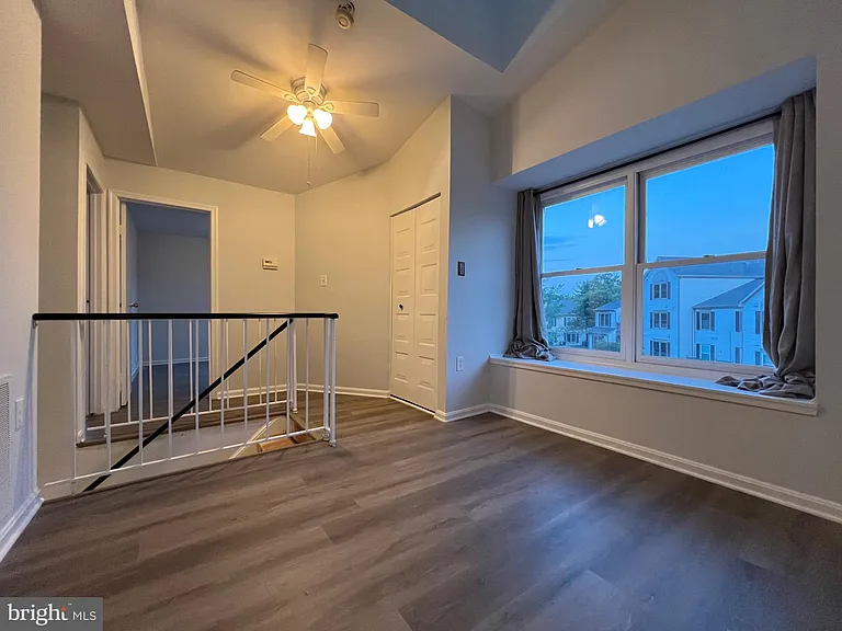 10448 Rapidan Ln — Photo 23