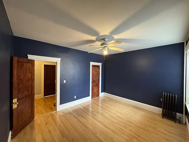 12 Royce Rd #4 — Photo 5