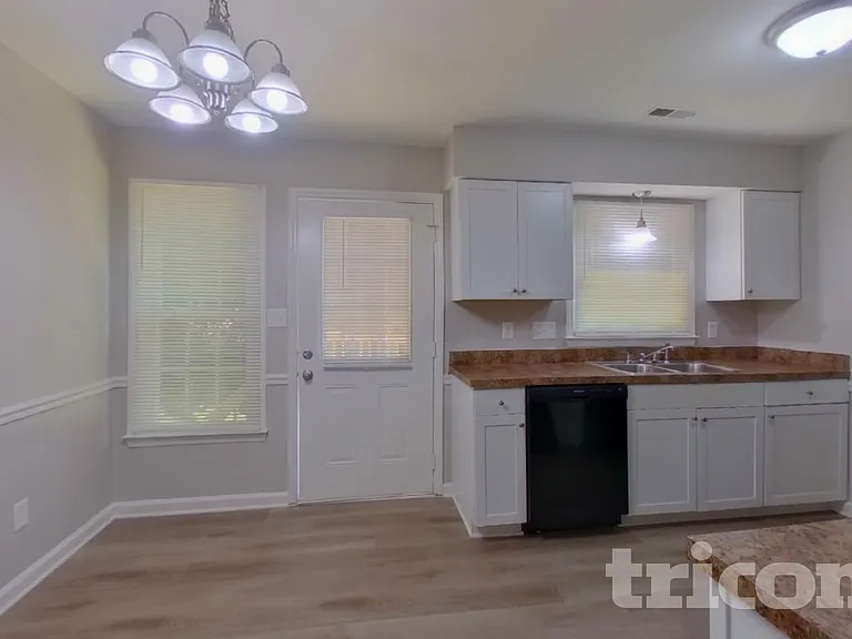 8806 Brass Bell Ct — Photo 6