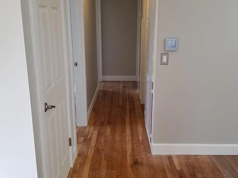 13100 NW Westlawn Ter — Photo 11