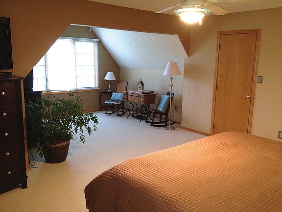 Master & sitting area