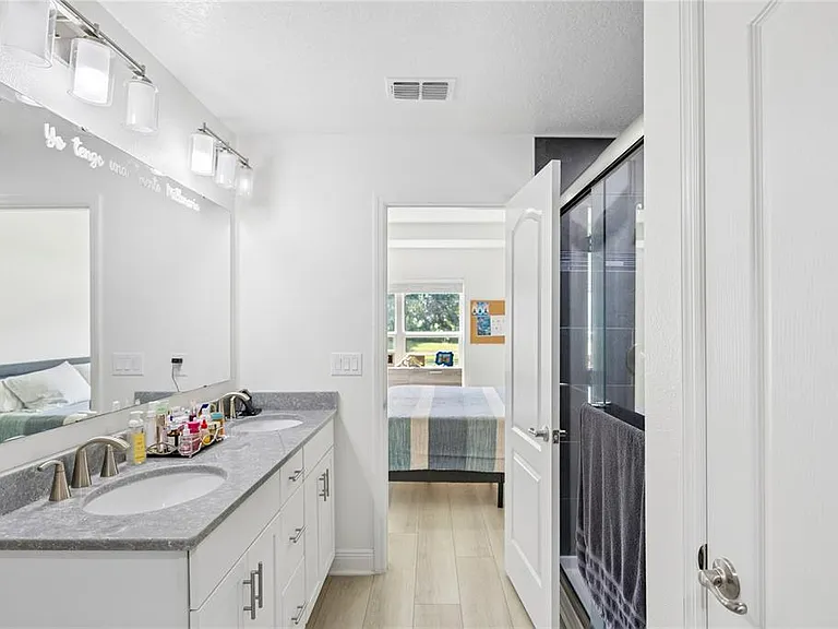 2892 Sanctuary Dr — Photo 7