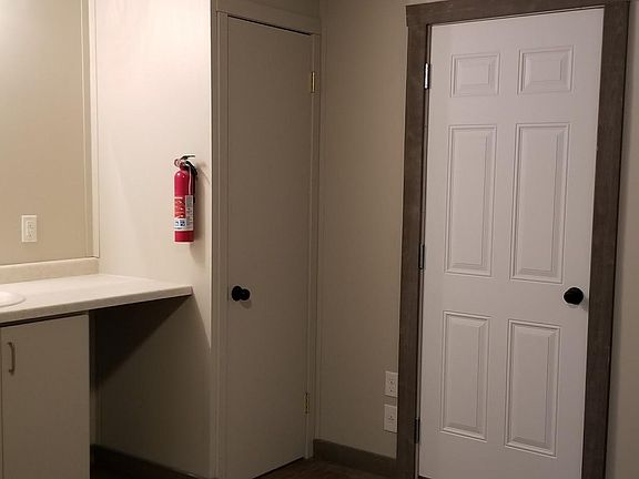 laundry/south entrance