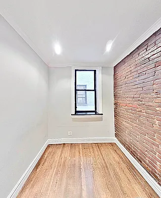 Rented by Century 21 Premier  | media 9