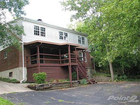 2nd image of 360 Rose Dr
