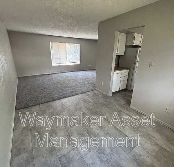 6625 Snowbird Dr — Photo 2