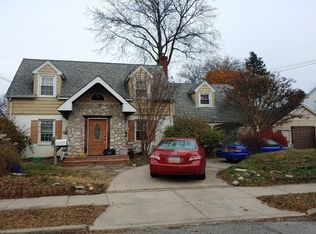 147 Swezey Ave, Freeport, NY 11520