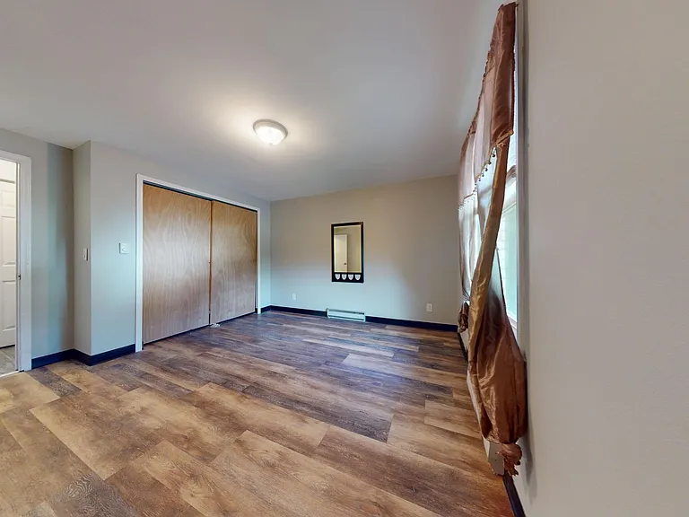 315 Wood St — Photo 4