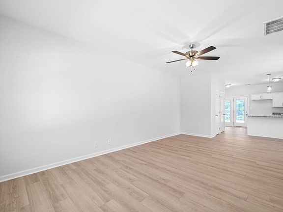 2nd image of 128 Quarry Point Dr