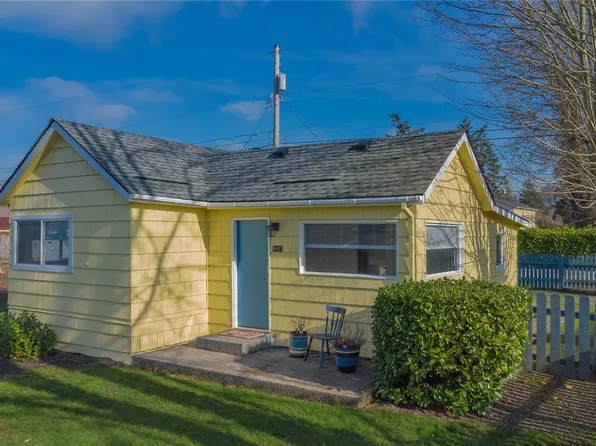 6645 S Oakes Street, Tacoma, WA 98409