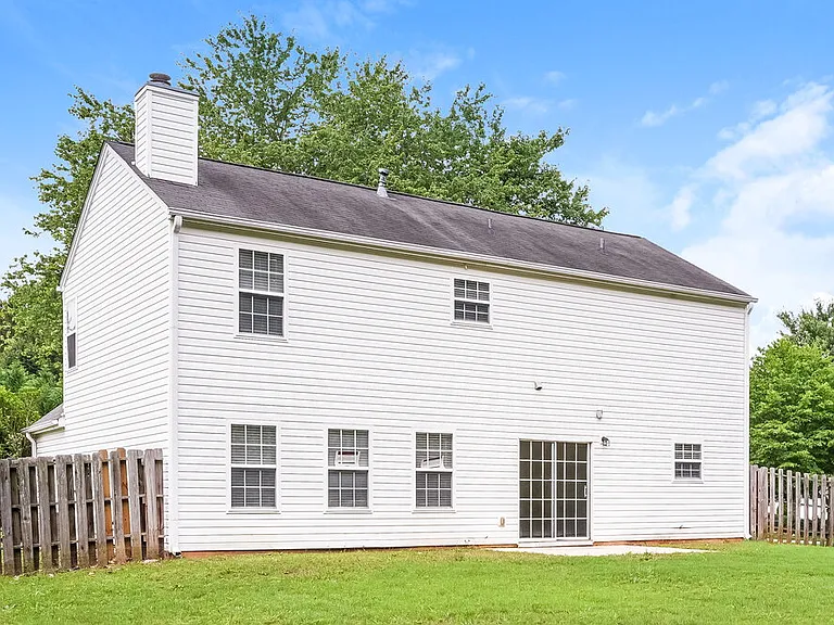 626 Stonecrest Dr — Photo 17