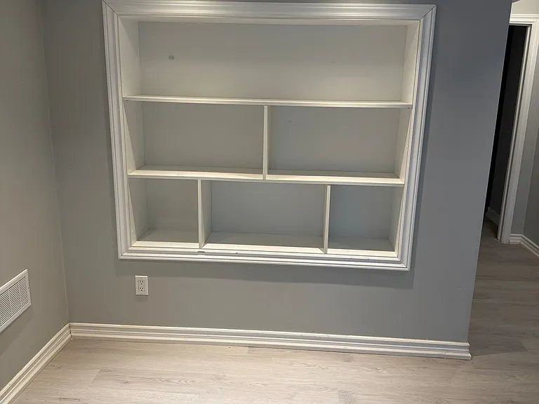 327 Mantle Ave #BASEMENT — Photo 9