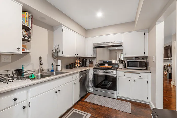 6821 Alvarado Rd #11 — Photo 16