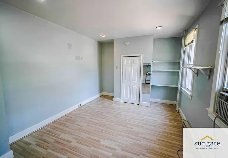 500 S Collington Ave #B — Photo 2