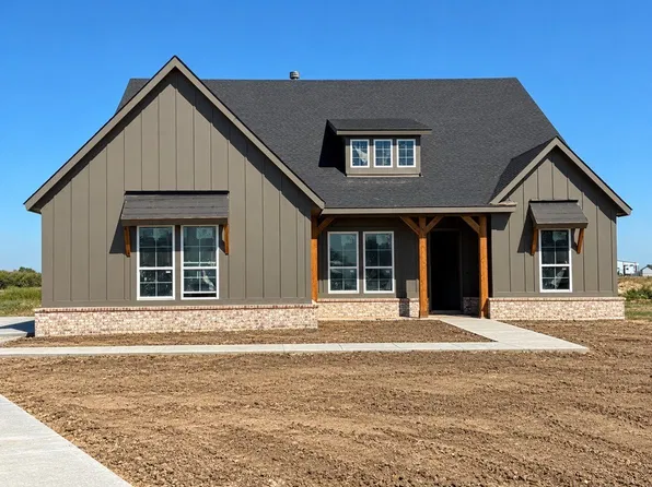 12404 Delta Ct, Krum, TX 76249