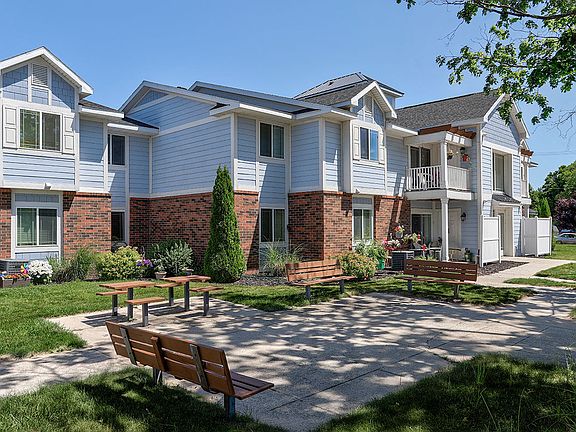 Patterson Crossing apartments