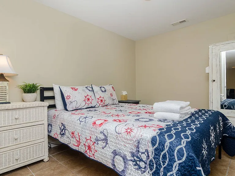 741 N Fort Fisher Blvd — Photo 33